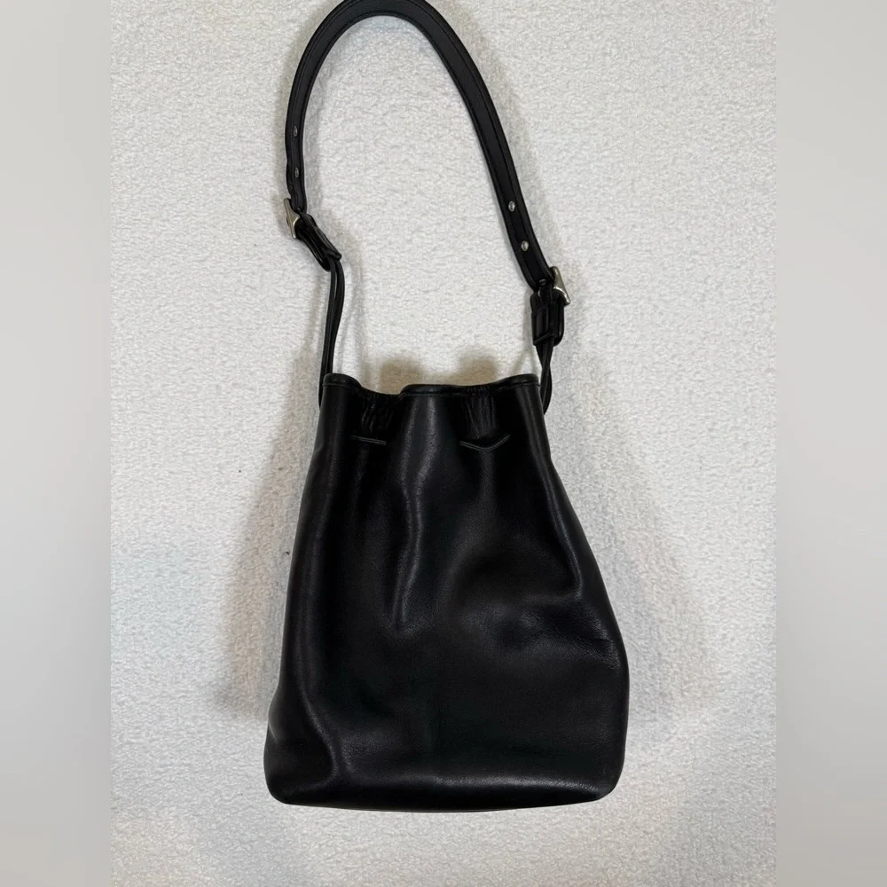 Genuine Coach Vintage USA Legacy Drawstring Leather Hobo Bag 9165 Black Leather